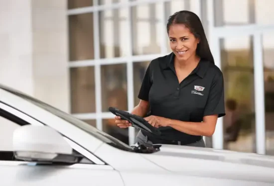 How To Dress Up A Women's Polo Shirt